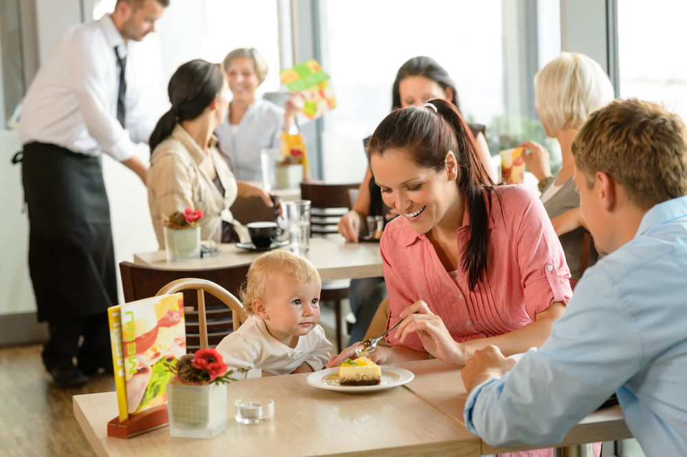 6 secrets to ‘eating out’ -- peacefully -- with children